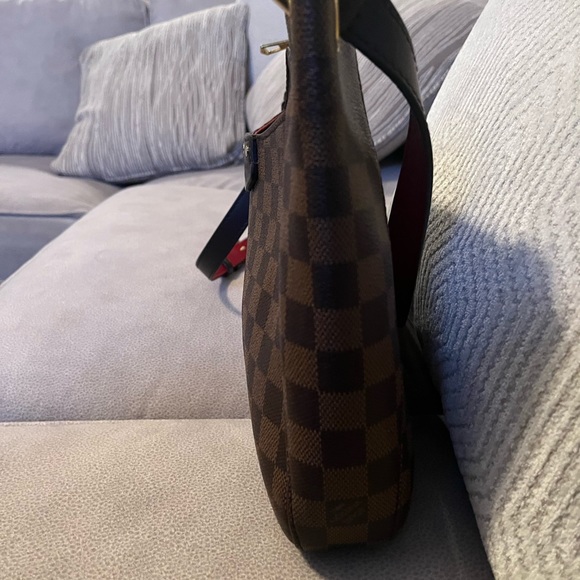 Louis Vuitton South Bank Besace Bag - Picture 6 of 7